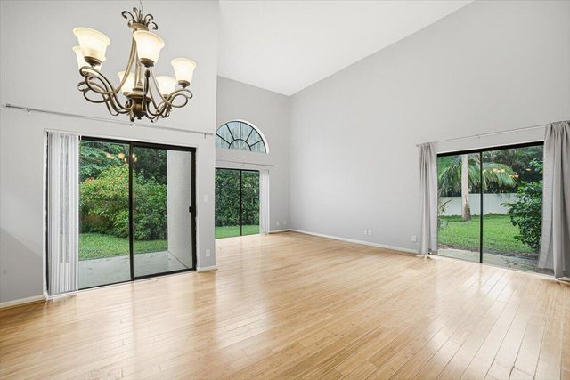 3130 KINGSWOOD Terrace, Boca Raton, FL 33431