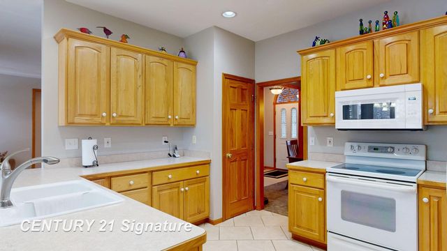 3500 Woodridge Court, Flushing Twp, MI 48433