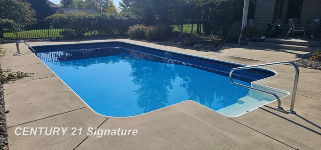 3500 Woodridge Court, Flushing Twp, MI 48433