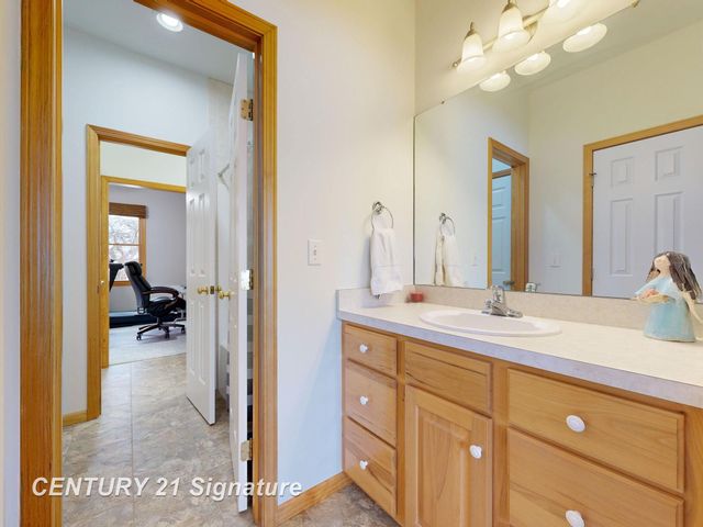 3500 Woodridge Court, Flushing Twp, MI 48433