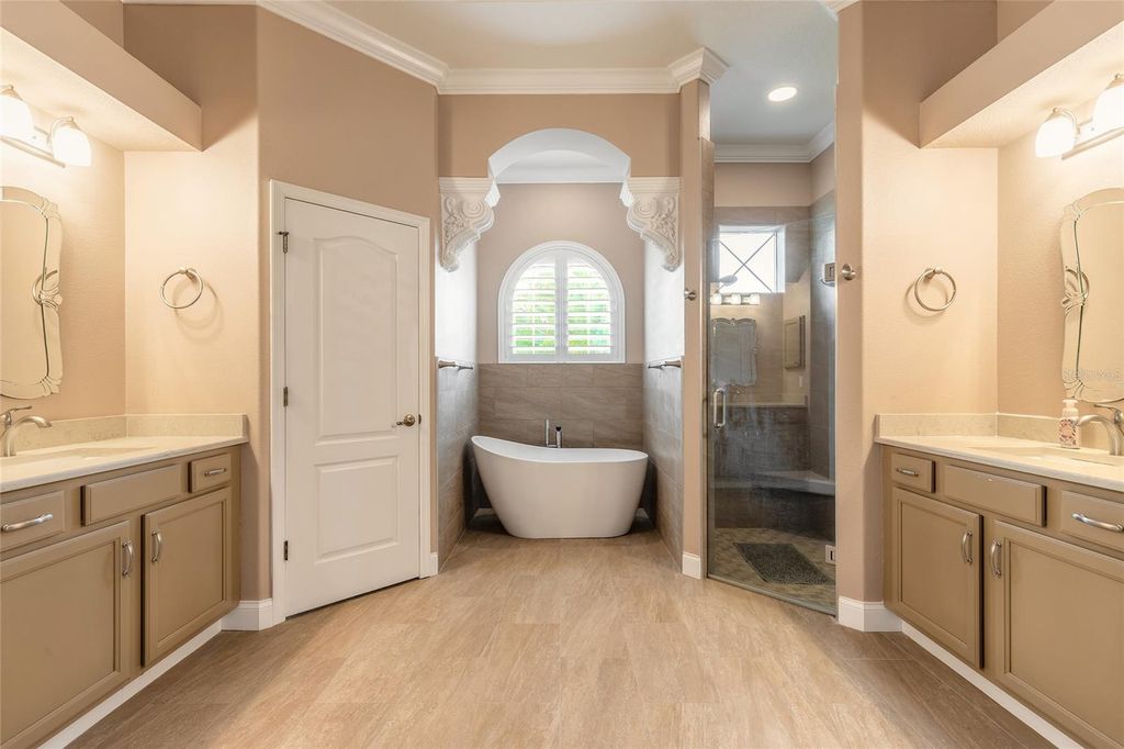 Image 19 of property listing at 3343 W LOCANDA CIRCLE, New Smyrna Beach, FL 32168