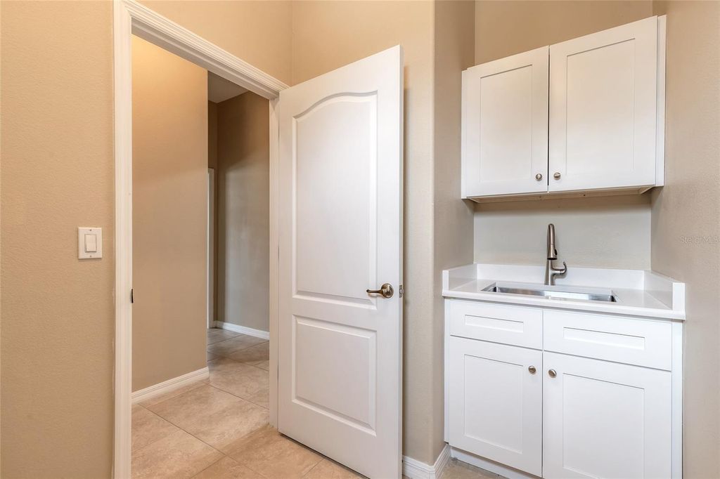 Image 50 of property listing at 3343 W LOCANDA CIRCLE, New Smyrna Beach, FL 32168