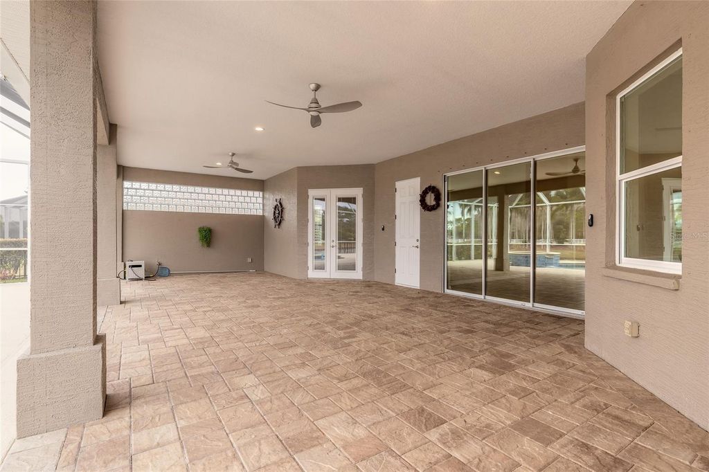 Image 53 of property listing at 3343 W LOCANDA CIRCLE, New Smyrna Beach, FL 32168