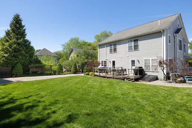 46 Howland Street 46, Needham, MA 02492