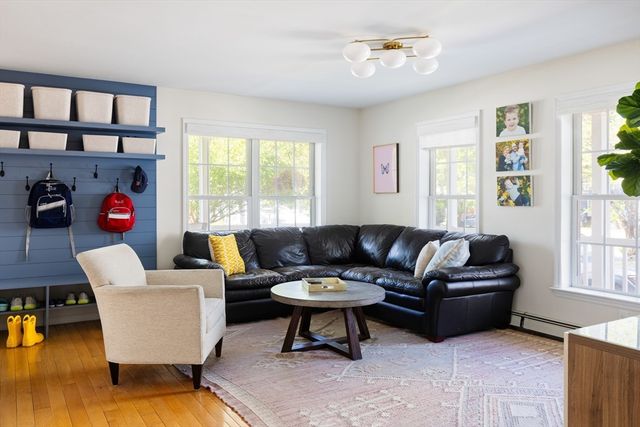 46 Howland Street 46, Needham, MA 02492