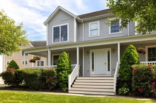 46 Howland Street 46, Needham, MA 02492