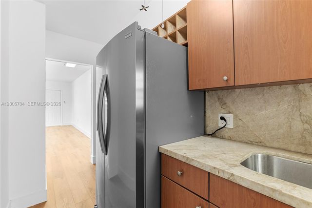 1450 NE 171st St 108B, North Miami Beach, FL 33162