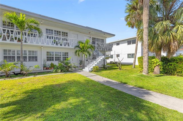 1450 NE 171st St 108B, North Miami Beach, FL 33162