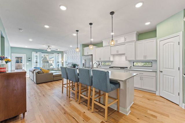 1425 Elijahs Drive, Cave Springs, AR 72718