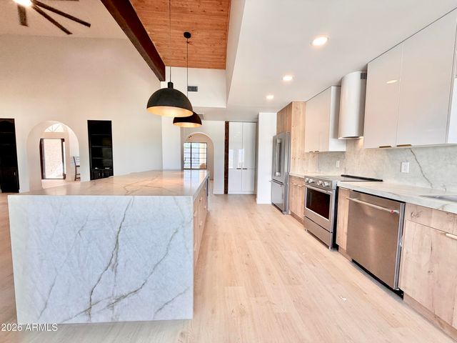 10208 N NICKLAUS Drive, Fountain Hills, AZ 85268