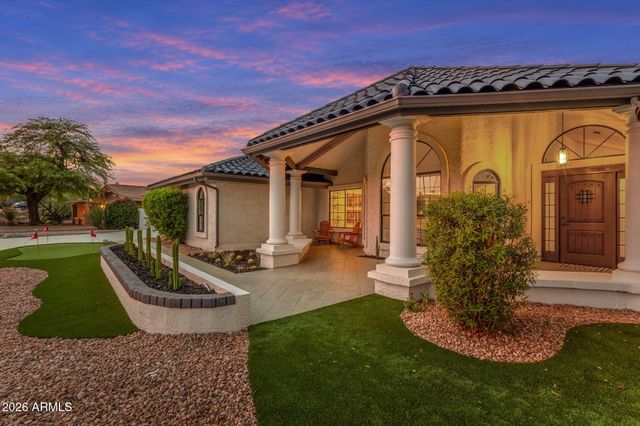 10208 N NICKLAUS Drive, Fountain Hills, AZ 85268
