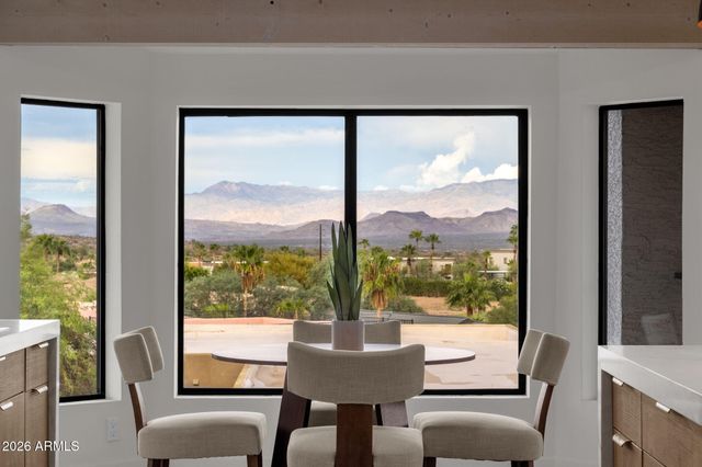 10208 N NICKLAUS Drive, Fountain Hills, AZ 85268