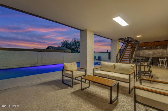 10208 N NICKLAUS Drive, Fountain Hills, AZ 85268