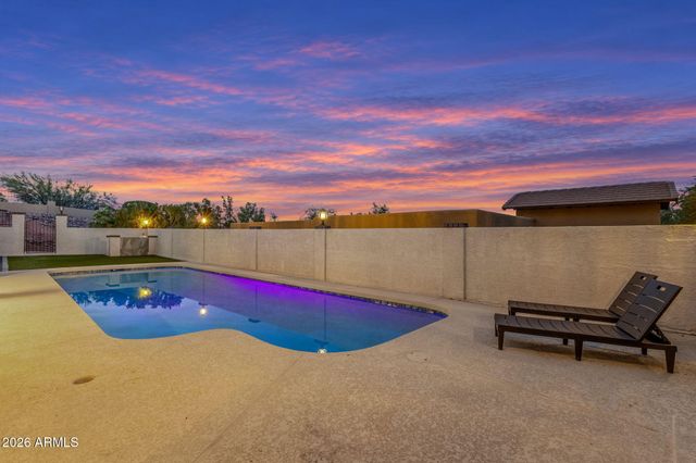 10208 N NICKLAUS Drive, Fountain Hills, AZ 85268