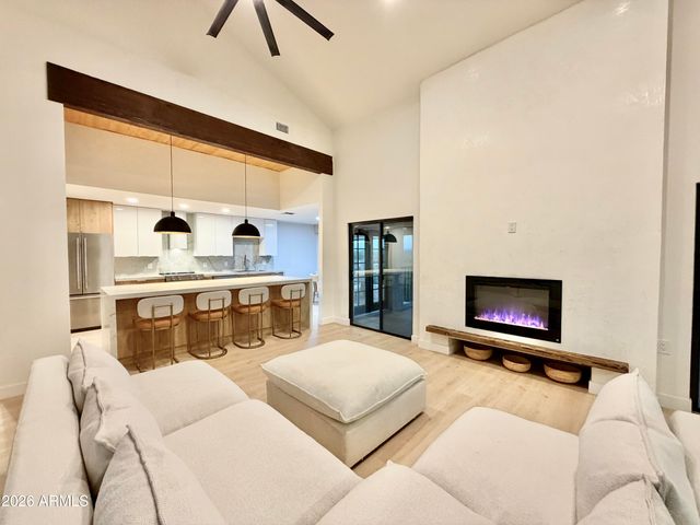 10208 N NICKLAUS Drive, Fountain Hills, AZ 85268