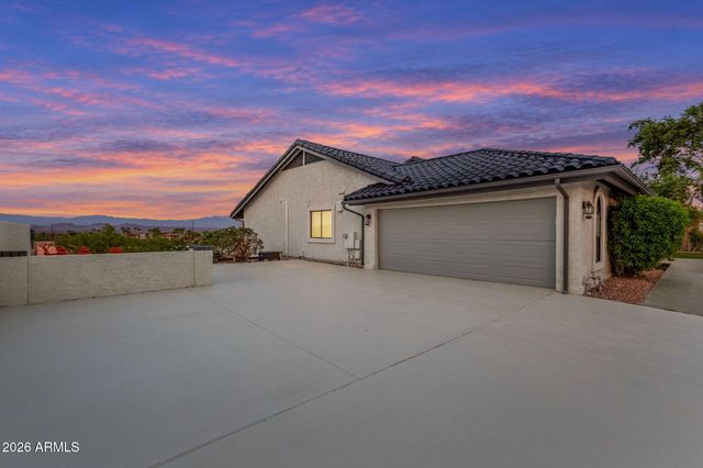 10208 N NICKLAUS Drive, Fountain Hills, AZ 85268