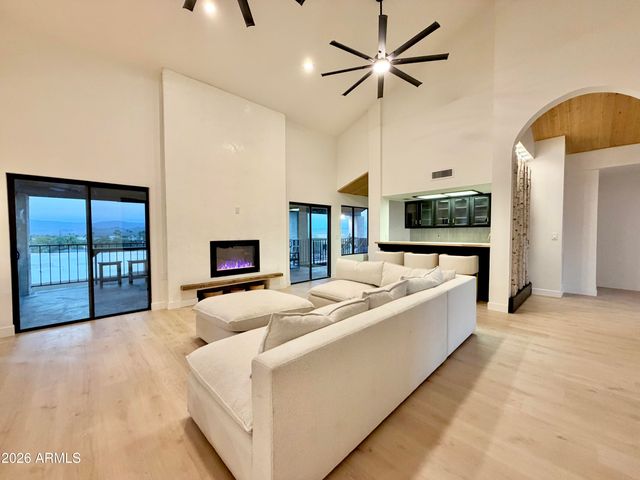 10208 N NICKLAUS Drive, Fountain Hills, AZ 85268