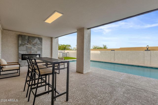10208 N NICKLAUS Drive, Fountain Hills, AZ 85268
