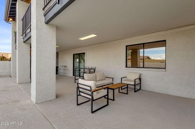 10208 N NICKLAUS Drive, Fountain Hills, AZ 85268