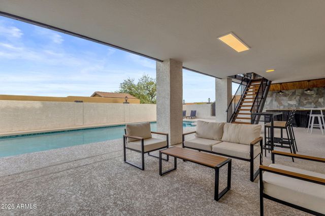 10208 N NICKLAUS Drive, Fountain Hills, AZ 85268
