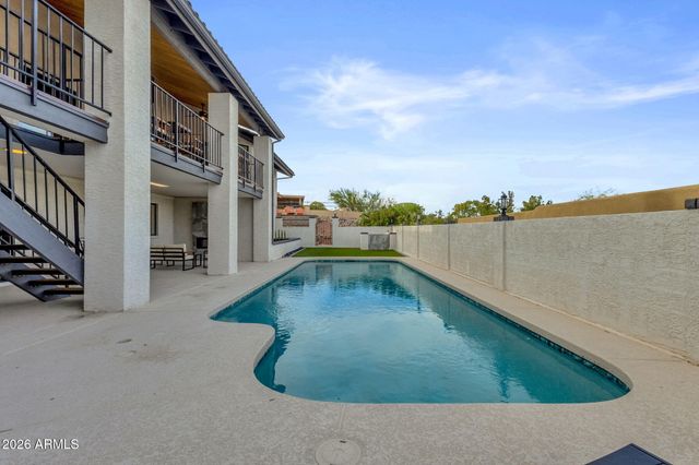 10208 N NICKLAUS Drive, Fountain Hills, AZ 85268