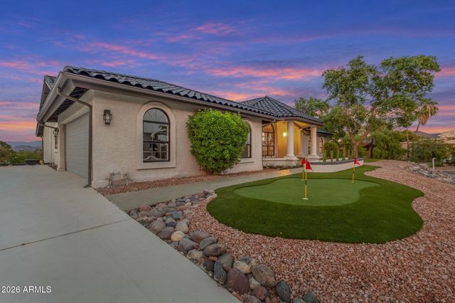 10208 N NICKLAUS Drive, Fountain Hills, AZ 85268