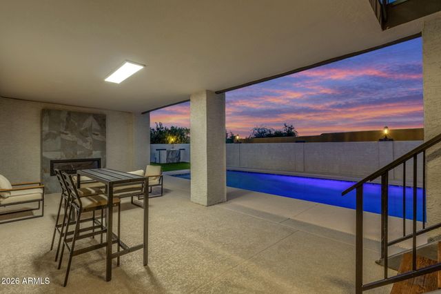 10208 N NICKLAUS Drive, Fountain Hills, AZ 85268