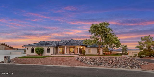 10208 N NICKLAUS Drive, Fountain Hills, AZ 85268
