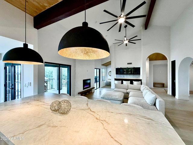 10208 N NICKLAUS Drive, Fountain Hills, AZ 85268
