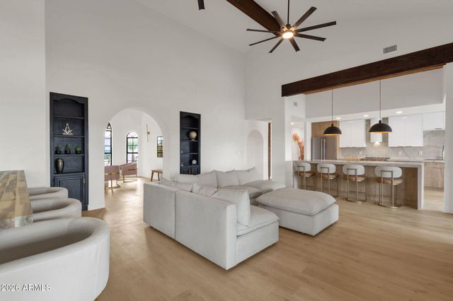 10208 N NICKLAUS Drive, Fountain Hills, AZ 85268