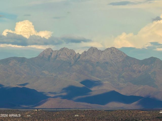 10208 N NICKLAUS Drive, Fountain Hills, AZ 85268