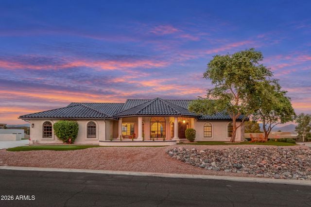 10208 N NICKLAUS Drive, Fountain Hills, AZ 85268