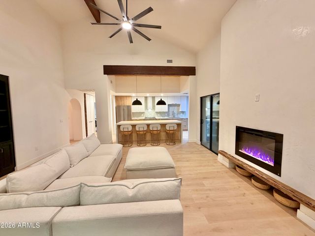 10208 N NICKLAUS Drive, Fountain Hills, AZ 85268