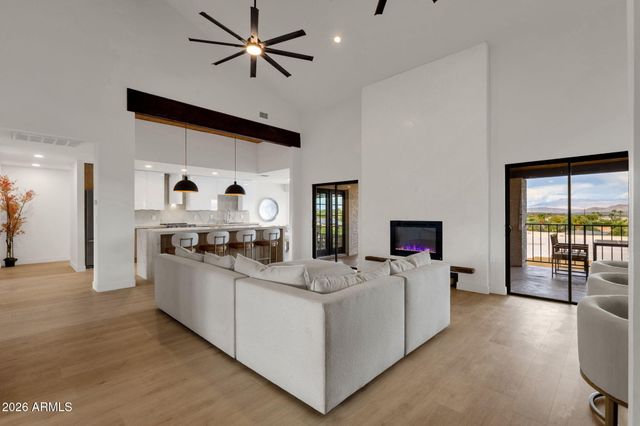 10208 N NICKLAUS Drive, Fountain Hills, AZ 85268
