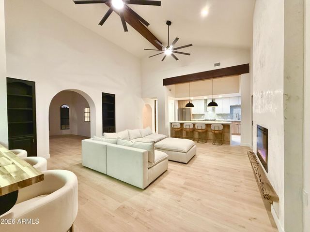 10208 N NICKLAUS Drive, Fountain Hills, AZ 85268
