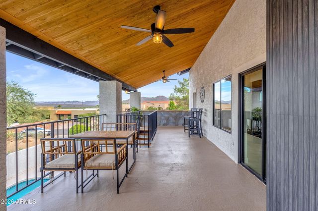 10208 N NICKLAUS Drive, Fountain Hills, AZ 85268