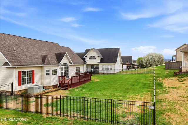 310 Cranfield Drive, Maryville, TN 37801