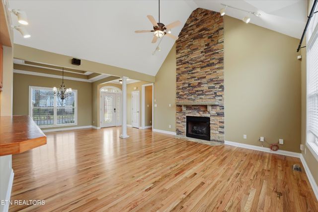 310 Cranfield Drive, Maryville, TN 37801