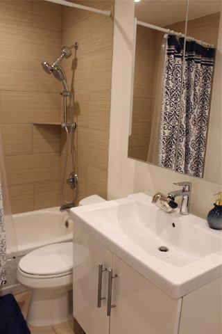5343 Richmond Avenue 26, Houston, TX 77056