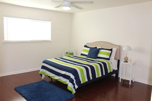 5343 Richmond Avenue 26, Houston, TX 77056