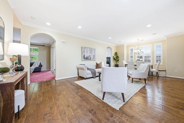 1392 Thornbury Lane, San Jose, CA 95138