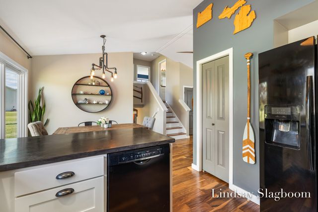 1216 Oxbow Drive, Middleville, MI 49333