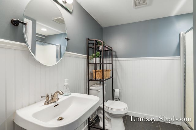 1216 Oxbow Drive, Middleville, MI 49333