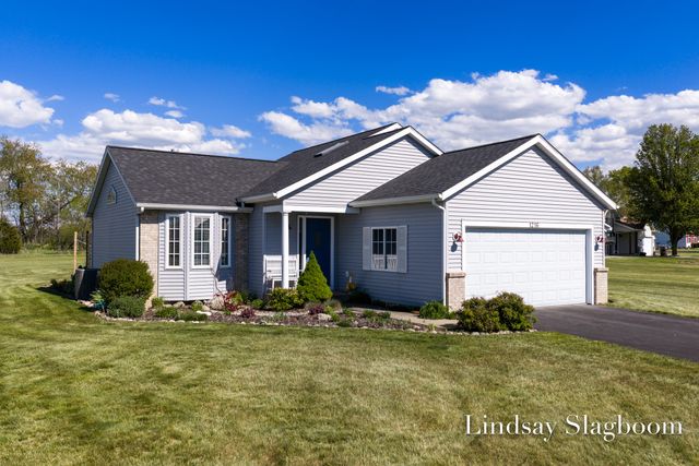 1216 Oxbow Drive, Middleville, MI 49333