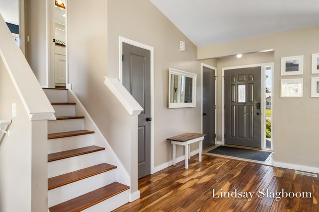 1216 Oxbow Drive, Middleville, MI 49333