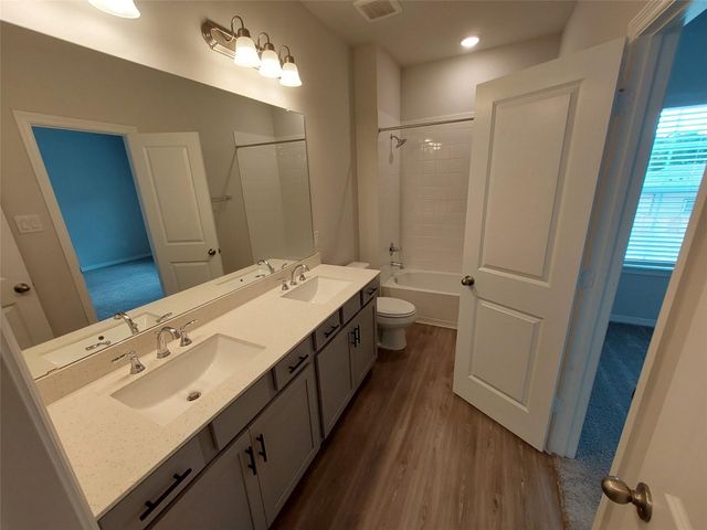 6438 Calhoun Road, Houston, TX 77021