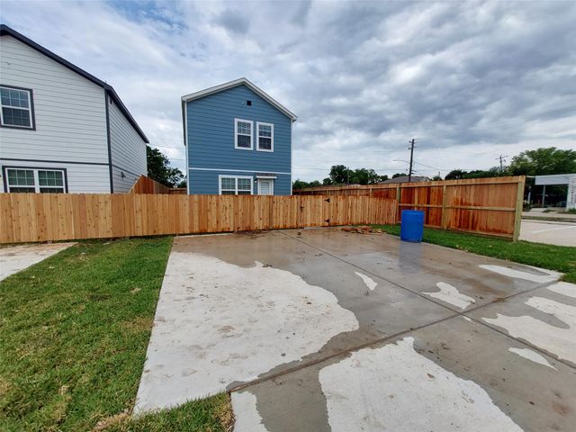 6438 Calhoun Road, Houston, TX 77021