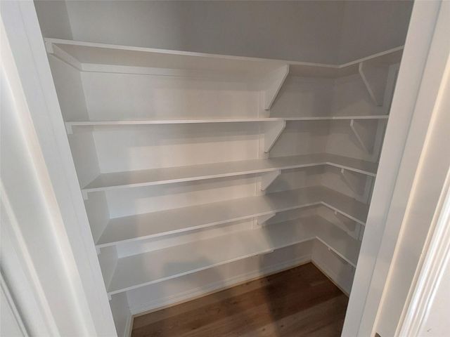 6438 Calhoun Road, Houston, TX 77021