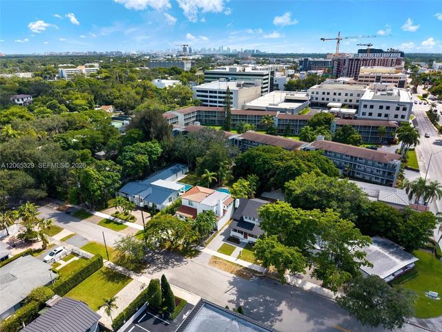 7121 SW 63rd Avenue, South Miami, FL 33143