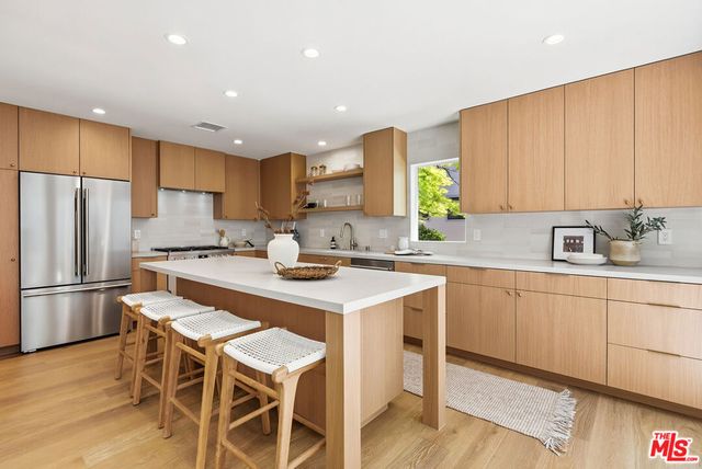 13080 Mindanao Way 95, Marina Del Rey, CA 90292
